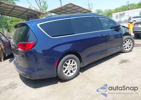 2020 Chrysler Voyager Lxi из США, поврежденный, VIN 2C4RC1DGXLR198575